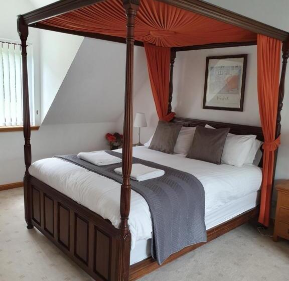 Family Suite, Letterfinlay Lodge House