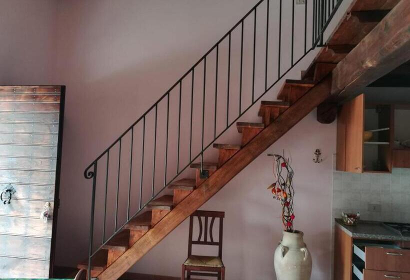 בונגלו משפחתי, Agriturismo Le Cascine