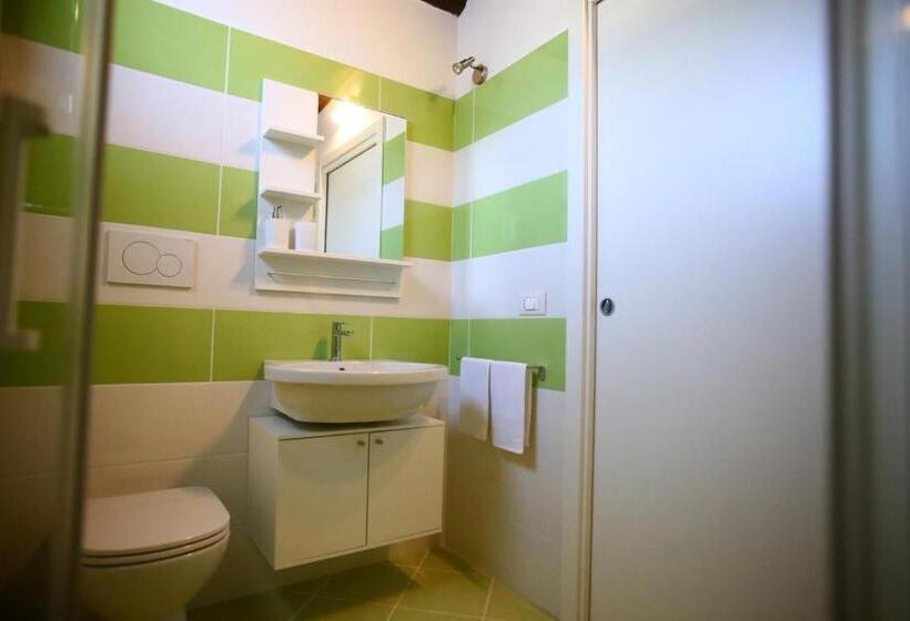 标准间, I Grilli B&b