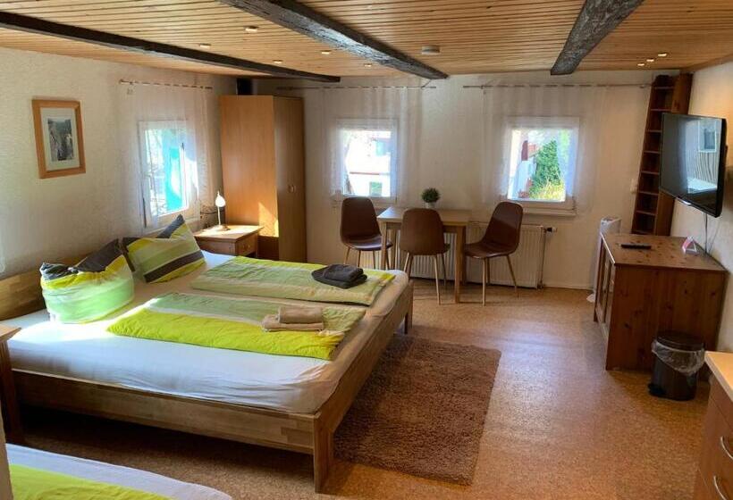 コンフォートトリプルルーム, Haus Bergfriede