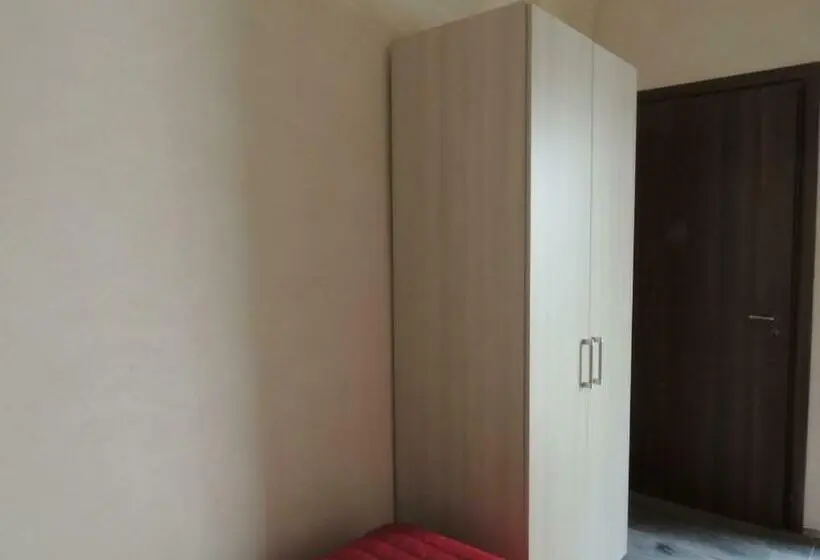 Standard-huone, Le 5 Volte