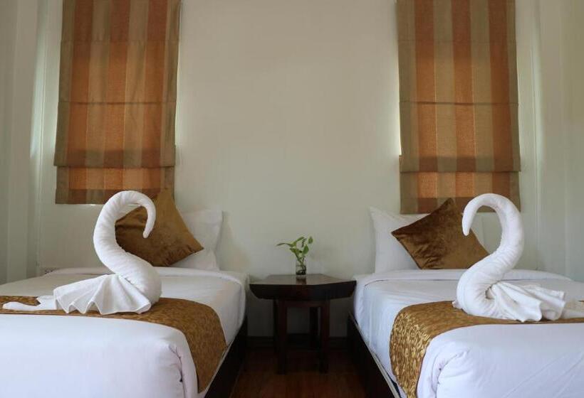 Quarto Estandar com Sacada, Ouidee Resort