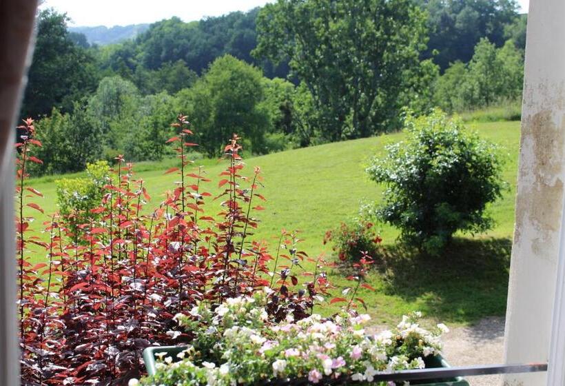 Номер Стандарт Вид на Сад, Ancien Haras De La Tour