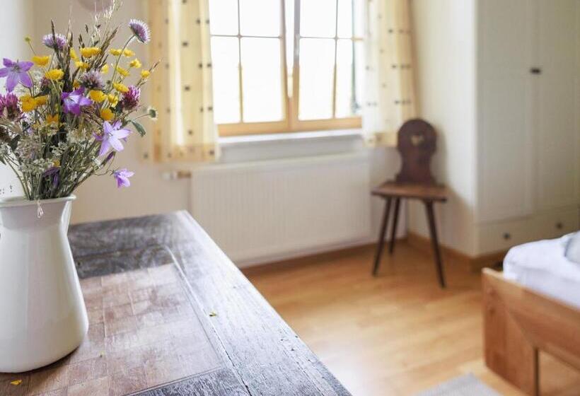 اتاق استاندارد, Bauernhof Kure