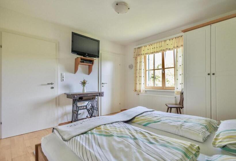 اتاق استاندارد, Bauernhof Kure