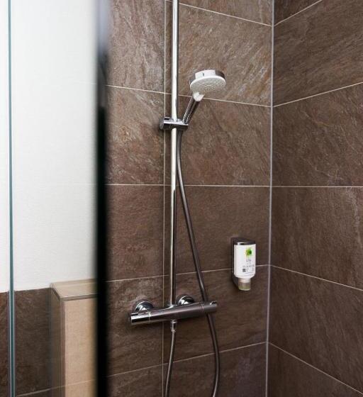 اتاق لوکس, Bauernhof Kure