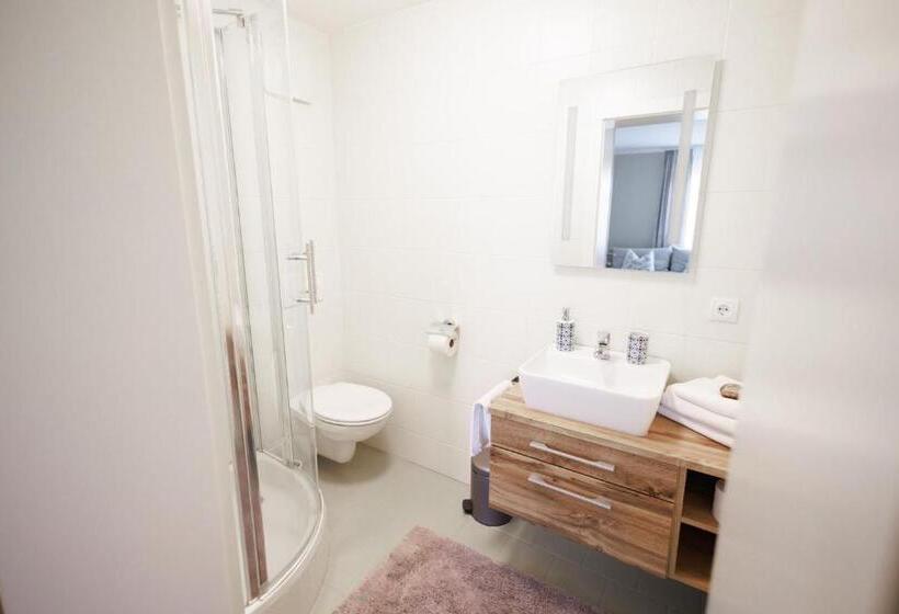 اتاق استاندارد, Bauernhof Kure