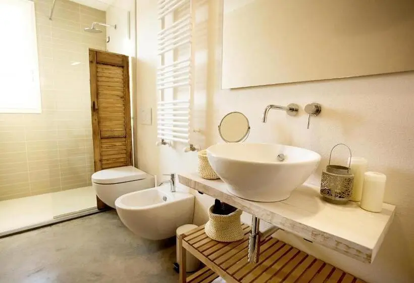 デラックススイート, Sasaràl Suites