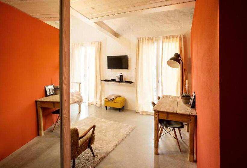 デラックススイート, Sasaràl Suites