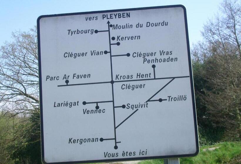 スタンダードルーム, Tyrbourg