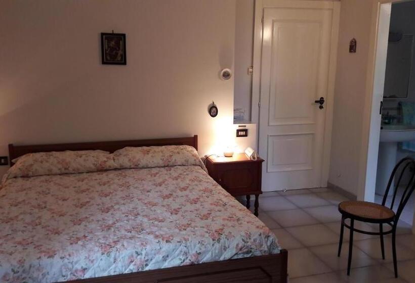 Номер Deluxe, B&b Sun Garden