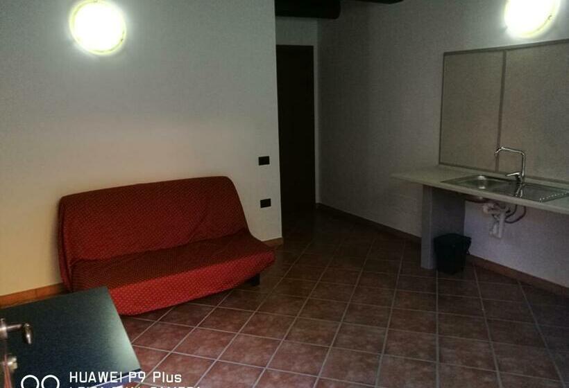 סטודיו משפחתי, Agriturismo Davide