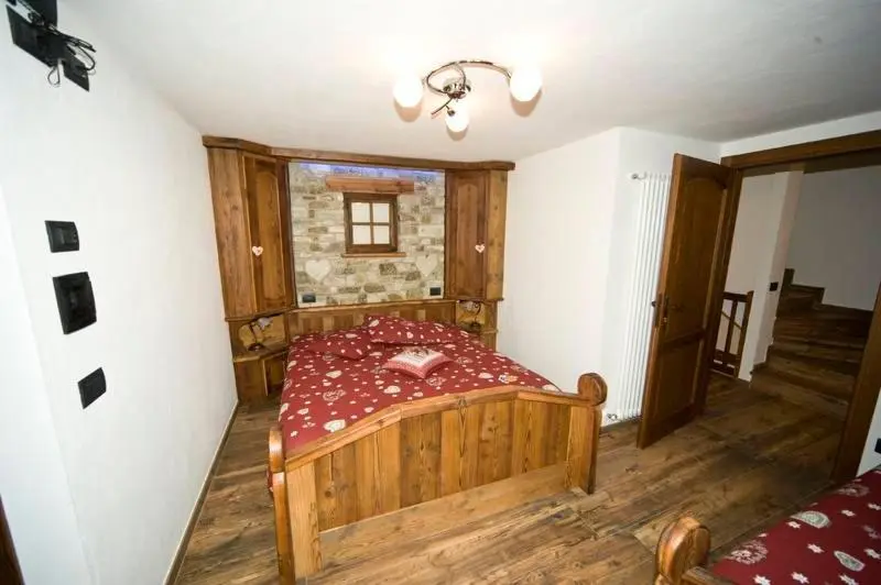 Standard Kolmen Hengen Huone, Le Petit Coeur