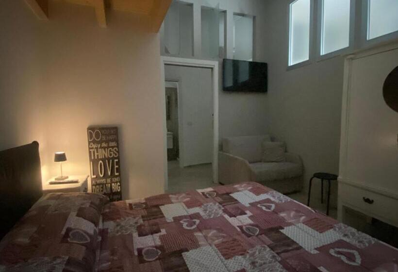 غرفة ديلوكس, B&b Belvedere