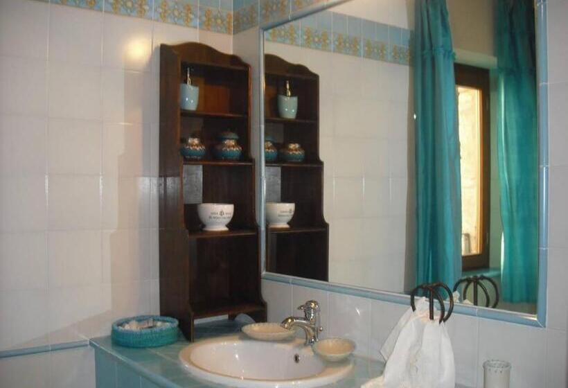 Апартаменты 2 Спальни, Casannunziata   Appartamento Con 2 Camere No Cucina