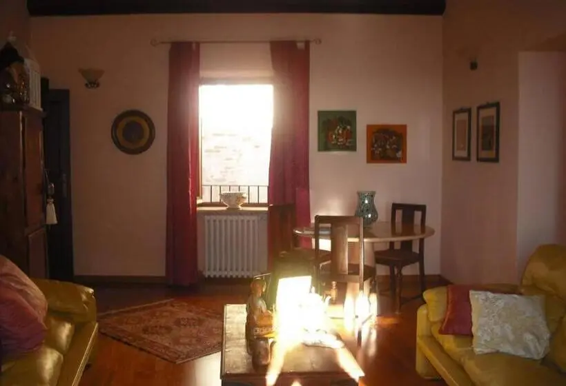 ２ベッドルームアパートメント, Casannunziata   Appartamento Con 2 Camere No Cucina