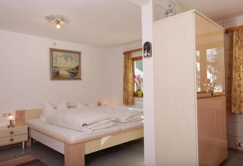 ファミリールーム, Haus Derra