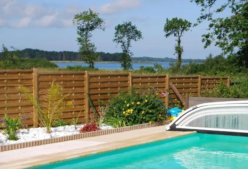 オーシャンビュースタンダードルーム, Kerzara Le Gîte
