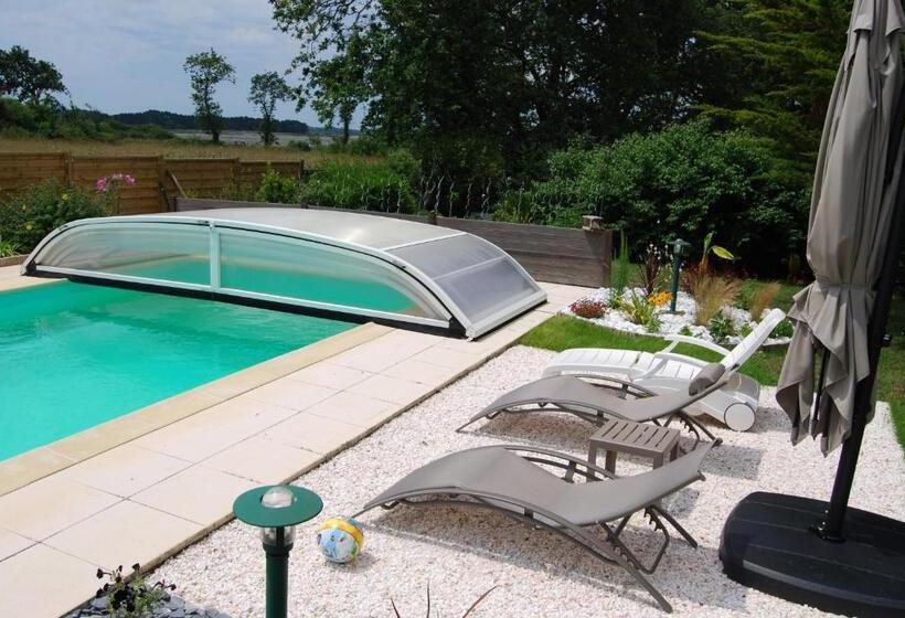 Номер Стандарт Вид на Море, Kerzara   Le Gîte