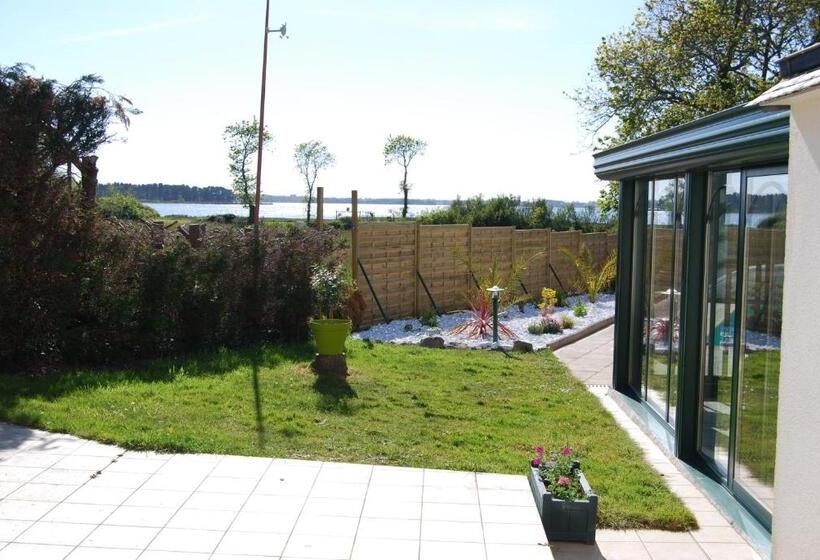 Номер Стандарт Вид на Море, Kerzara   Le Gîte