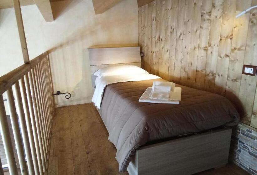 استودیو استاندارد با چشمانداز باغ, Beb Le Frattocchie