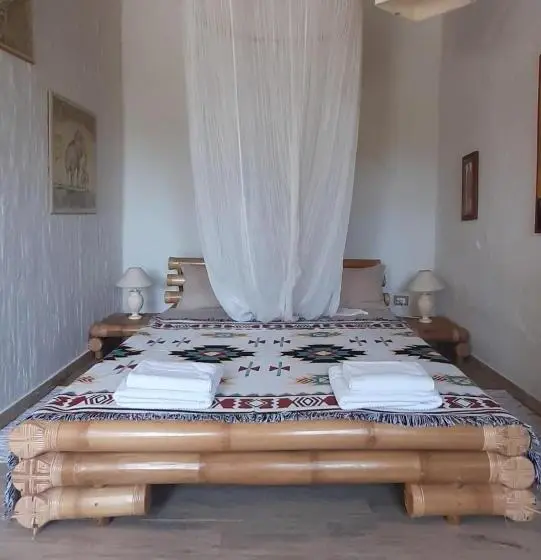 اتاق اکونومی, Poggio Bellavista