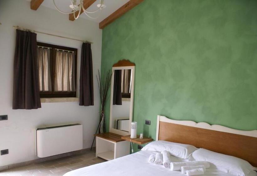 Quarto Estandar Cama King para Deficientes Físicos, Agriturismo Murà