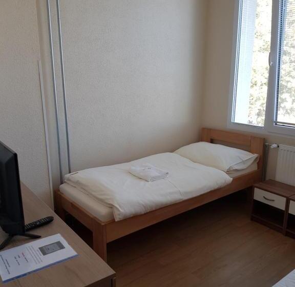 Апартаменты 1 Спальня, Country House Reem