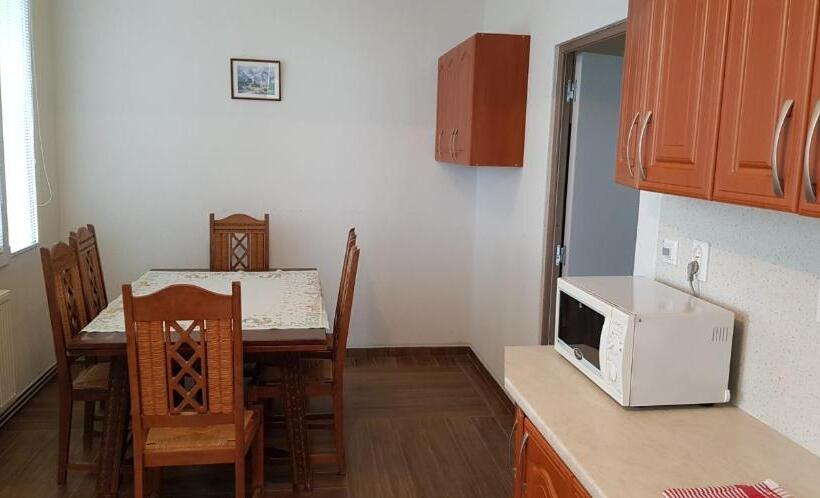 1階の1ベッドルームアパートメント, Country House Reem