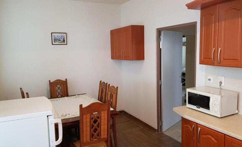 1階の1ベッドルームアパートメント, Country House Reem