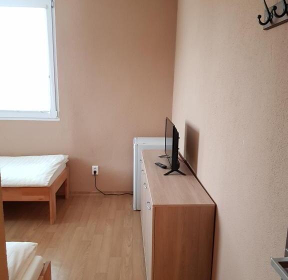 スタンダードルーム, Country House Reem