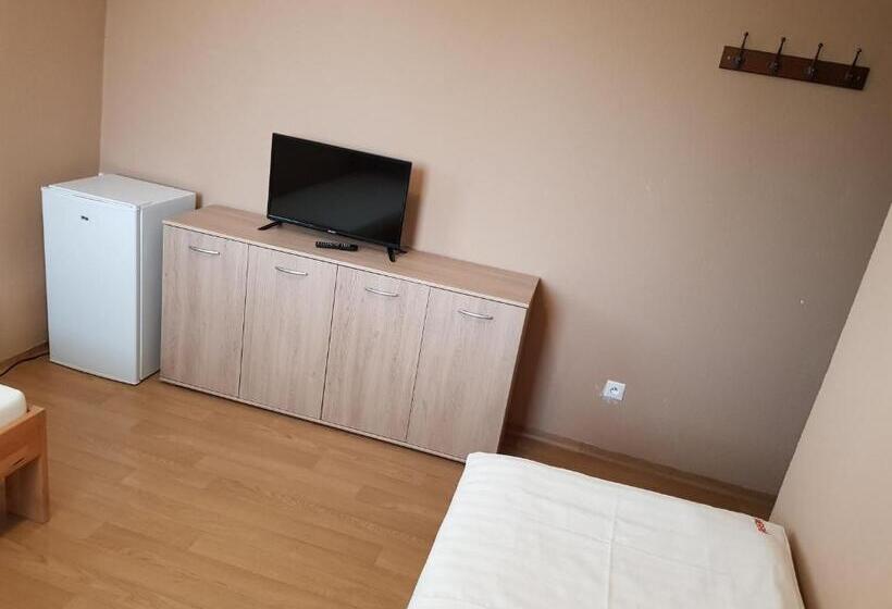 スタンダードルーム, Country House Reem