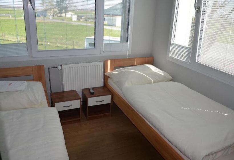 スタンダードシングルルーム, Country House Reem