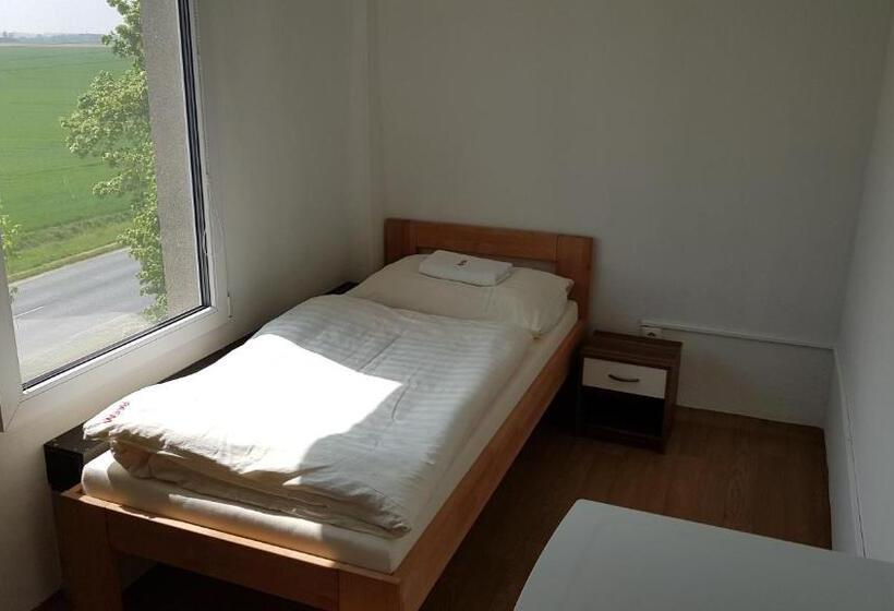 スタンダードシングルルーム, Country House Reem