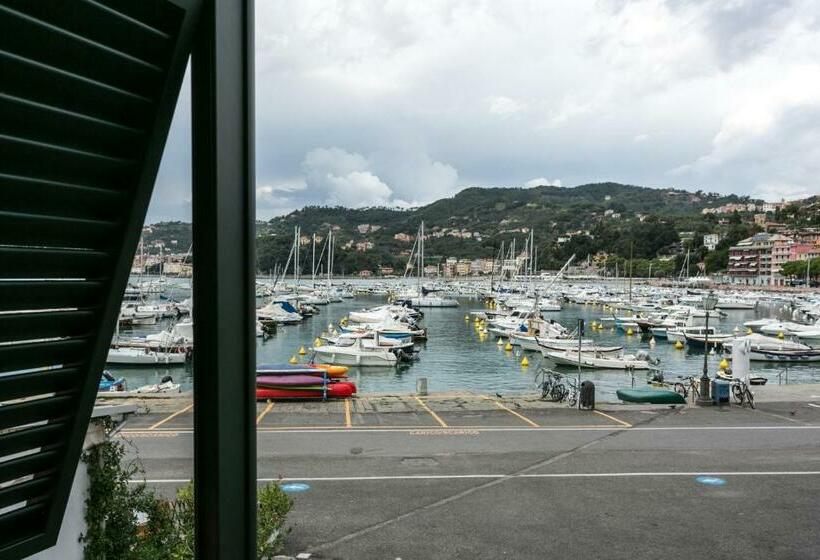 オーシャンビュースタンダードルーム, Al Molo Sea View Rooms