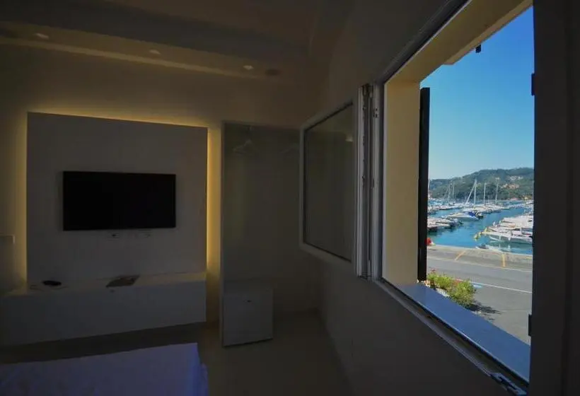 اتاق استاندارد با چشم‌انداز دریا, Al Molo Sea View Rooms