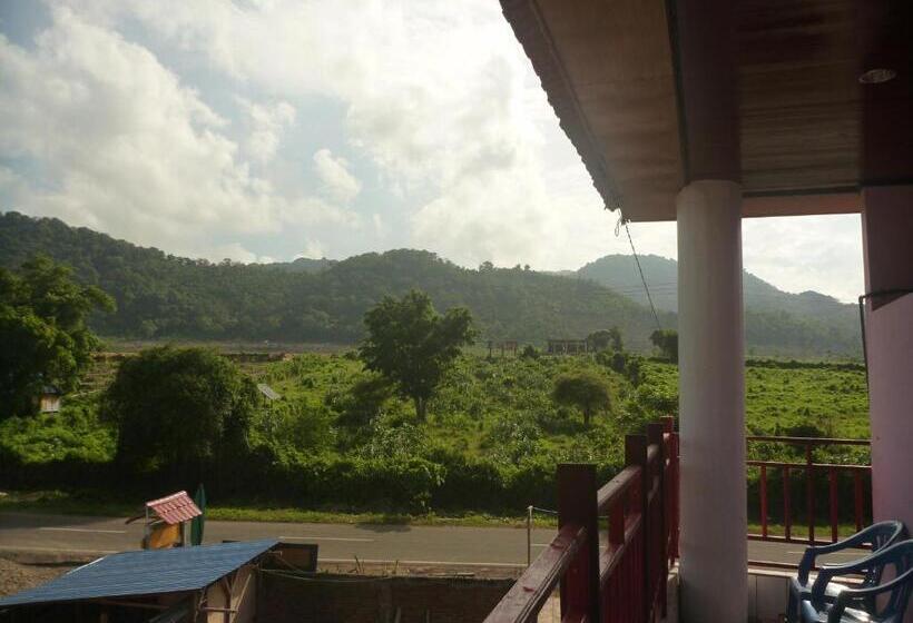 غرفة قياسية مزوَّدة بشُرفة, Lakey Peak Villa Tsubaki 2st Floor