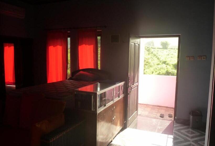Номер Стандарт с Балконом, Lakey Peak Villa Tsubaki 2st Floor