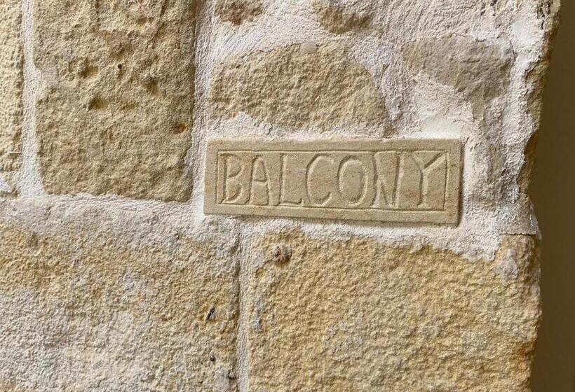 اتاق استاندارد با بالکن, Maria Townhouse Heart Of Victoria B&b