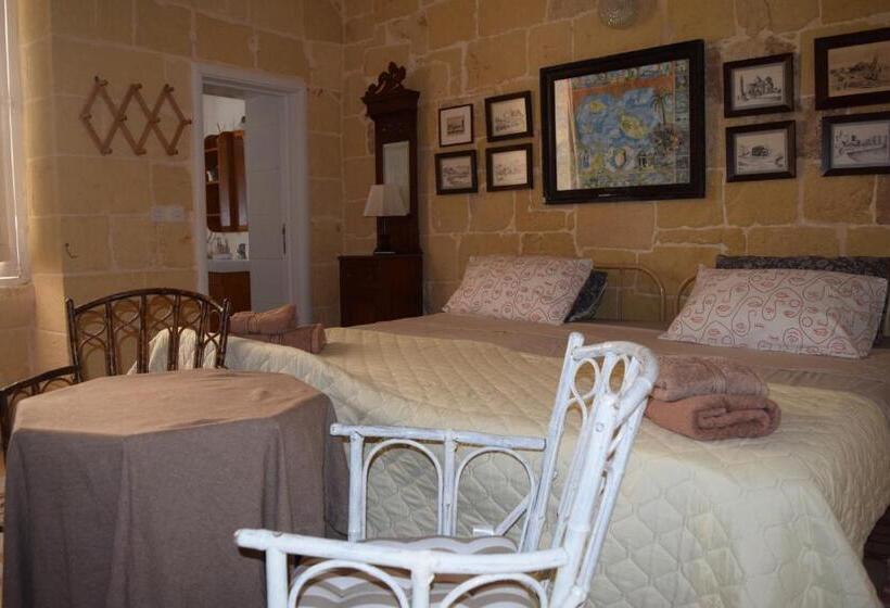 اتاق لوکس, Maria Townhouse Heart Of Victoria B&b