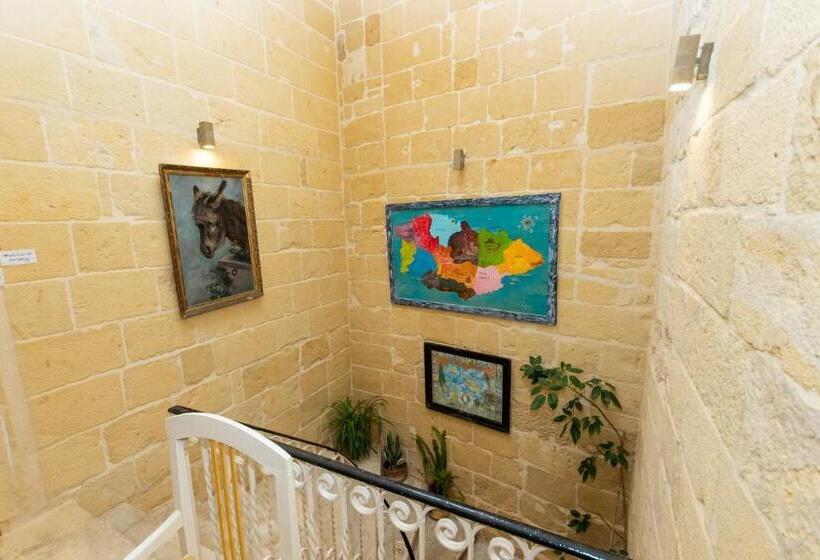 اتاق لوکس, Maria Townhouse Heart Of Victoria B&b