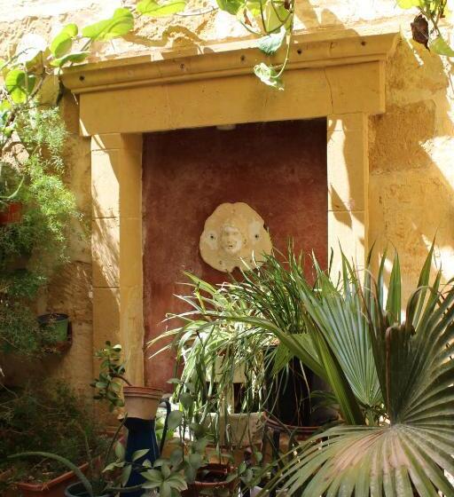 اتاق استاندارد, Maria Townhouse Heart Of Victoria B&b