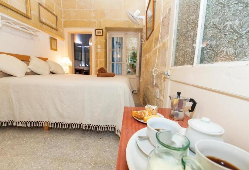 اتاق استاندارد, Maria Townhouse Heart Of Victoria B&b