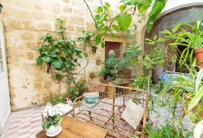اتاق استاندارد, Maria Townhouse Heart Of Victoria B&b