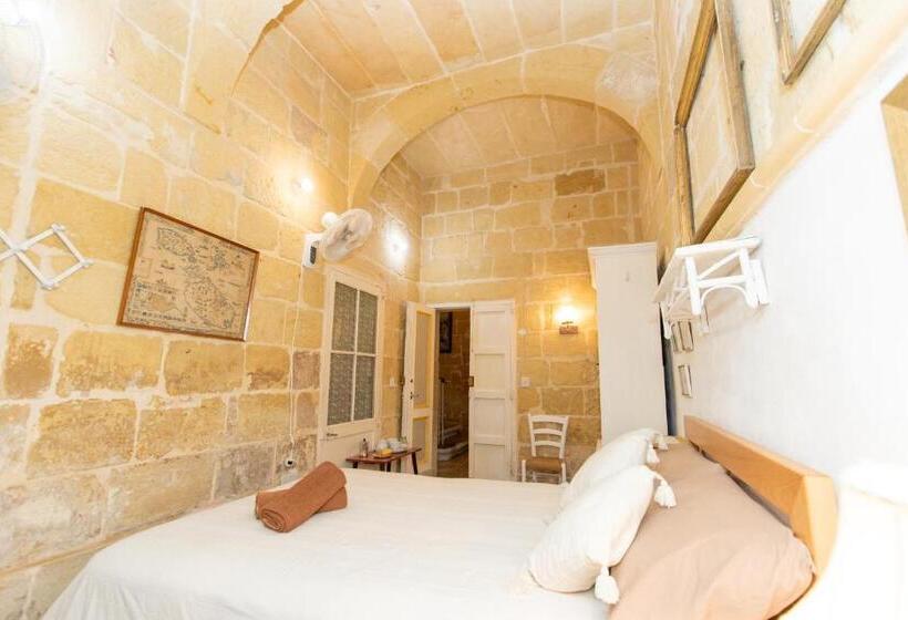 اتاق استاندارد, Maria Townhouse Heart Of Victoria B&b