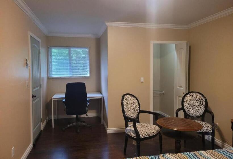 חדר משפתחתי סופריור, Vancouver Jenny S Guesthouse