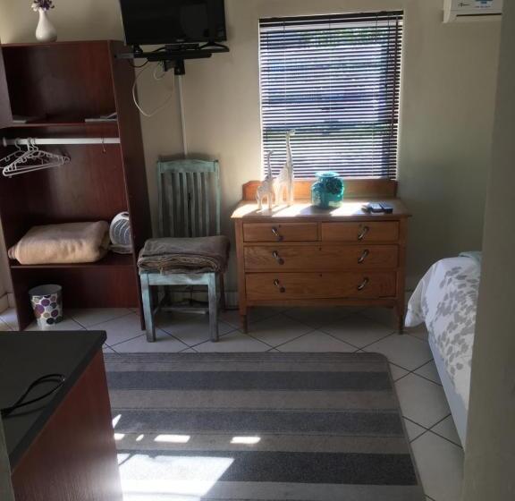 Люкс Deluxe Кровать Кинг, Walmer Heights Guest House