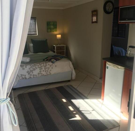 キングサイズベッドのデラックススイート, Walmer Heights Guest House