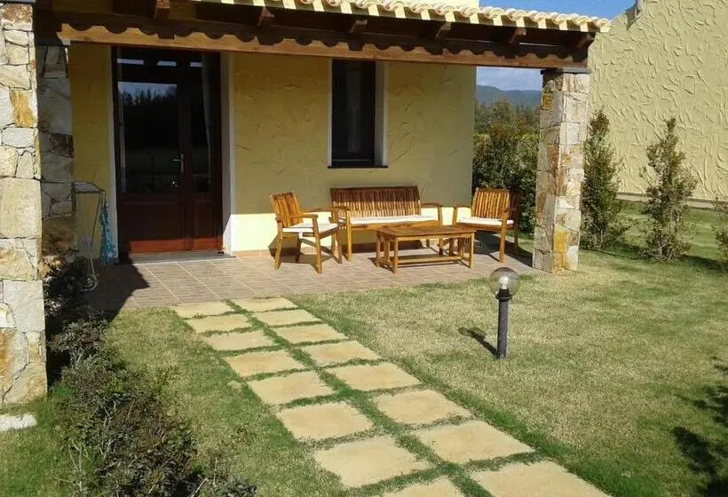 デラックスルーム, Agriturismo Is Solinas