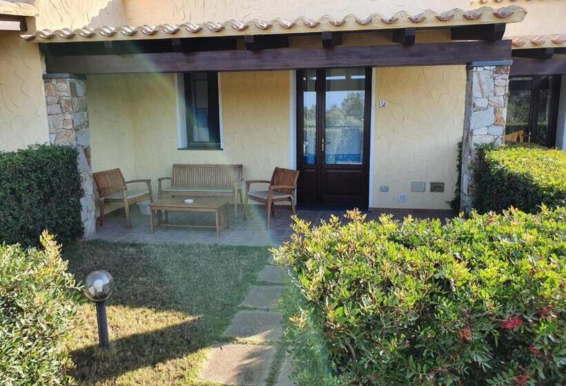 חדר סטנדרט, Agriturismo Is Solinas